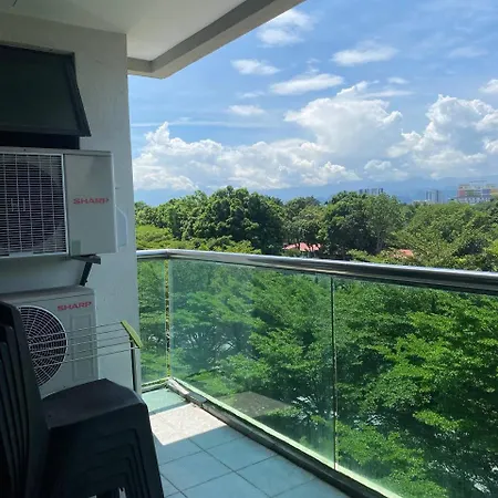 7Sky Kinta Riverfront With Wi-Fi Ipoh Exterior photo